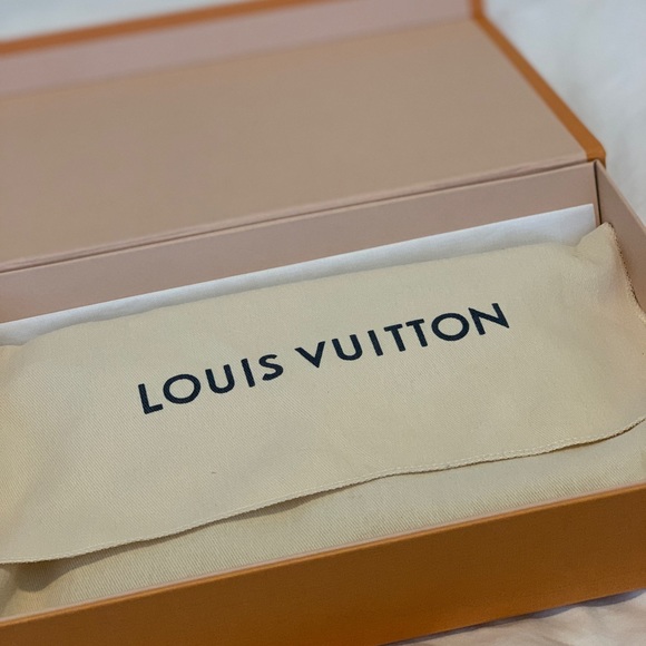 Louis Vuitton Brown Kirigami Pochette Large - Picture 7 of 8